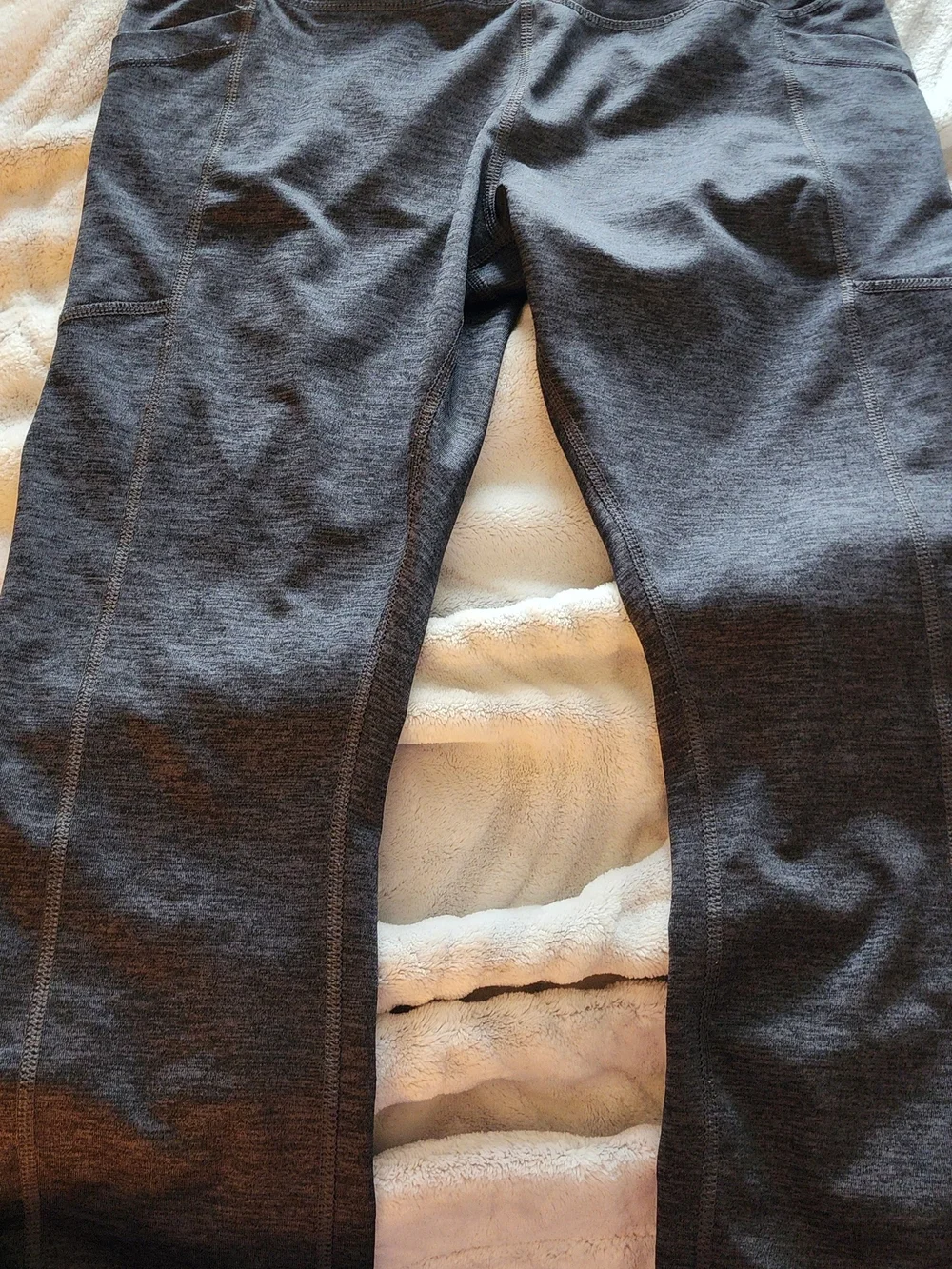 Puma Girls Dark Gray Heather Joggers Size Med